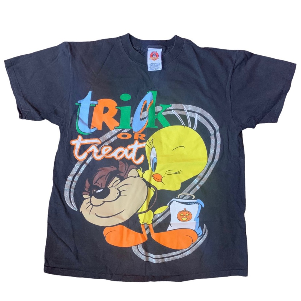 VINTAGE Looney Tunes | Trick or Treat Tweety Bird shirt - Picture 4 of 10